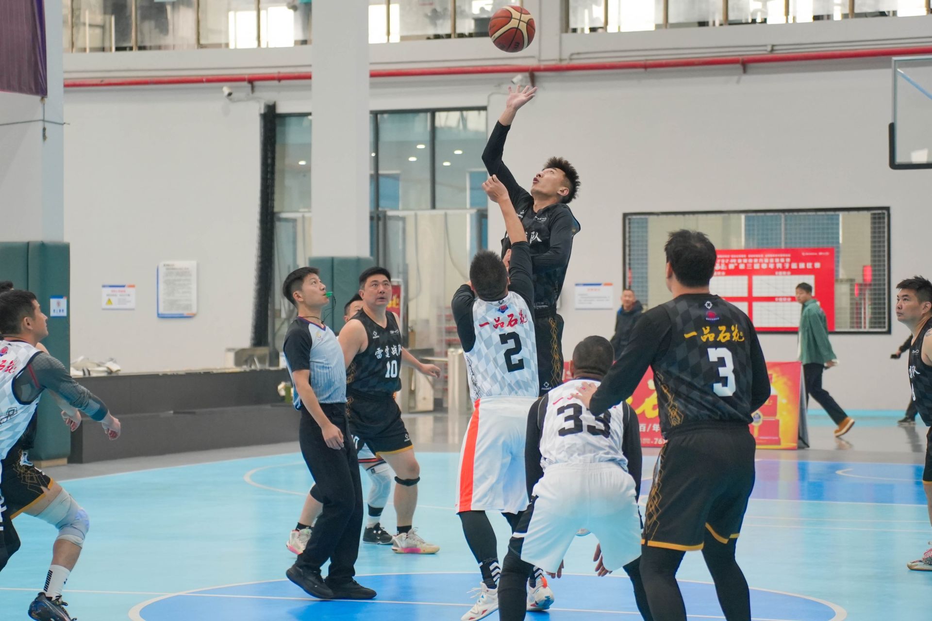 开元棋牌网页-篮球名宿现场观战,对球队表现发表看法怎么写